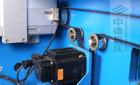 ZDPE.X轴接纳伺服机电节制,钢丝同步带,节制精度高,定位快,乐音低.jpg ZDPE.X轴接纳伺服机电节制,钢丝同步带,节制精度高,定位快,乐音低.jpg